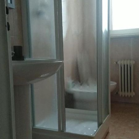 Apartment Монтесильвано Экстерьер фото